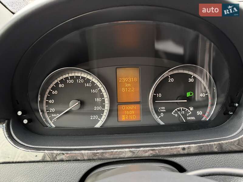 Минивэн Mercedes-Benz Vito 2013 в Черновцах