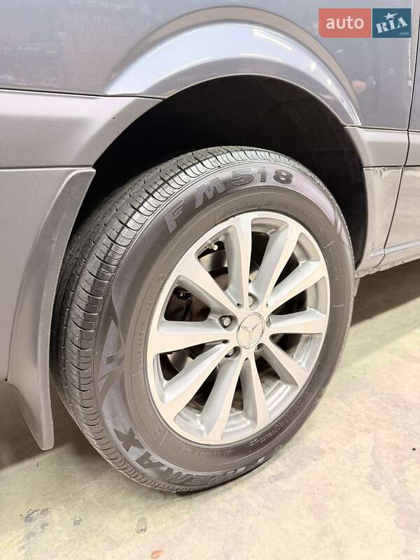 Минивэн Mercedes-Benz Vito 2013 в Черновцах