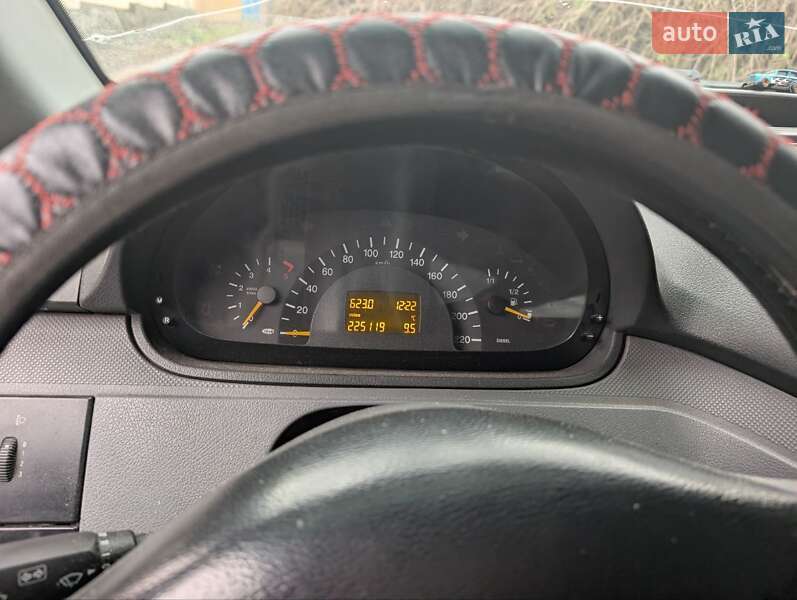 Минивэн Mercedes-Benz Vito 2005 в Василькове