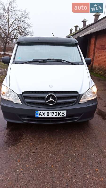 Mercedes-Benz Vito 2012