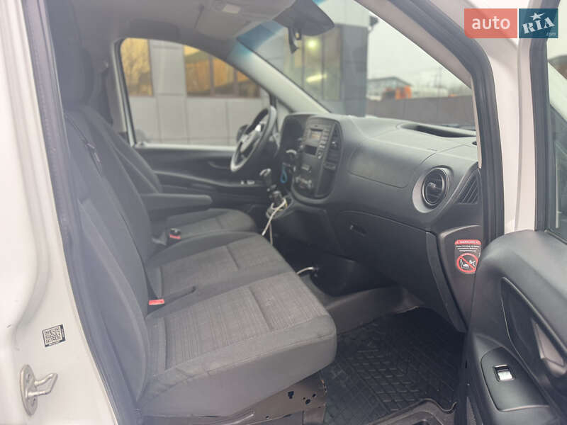 Грузовой фургон Mercedes-Benz Vito 2017 в Ровно