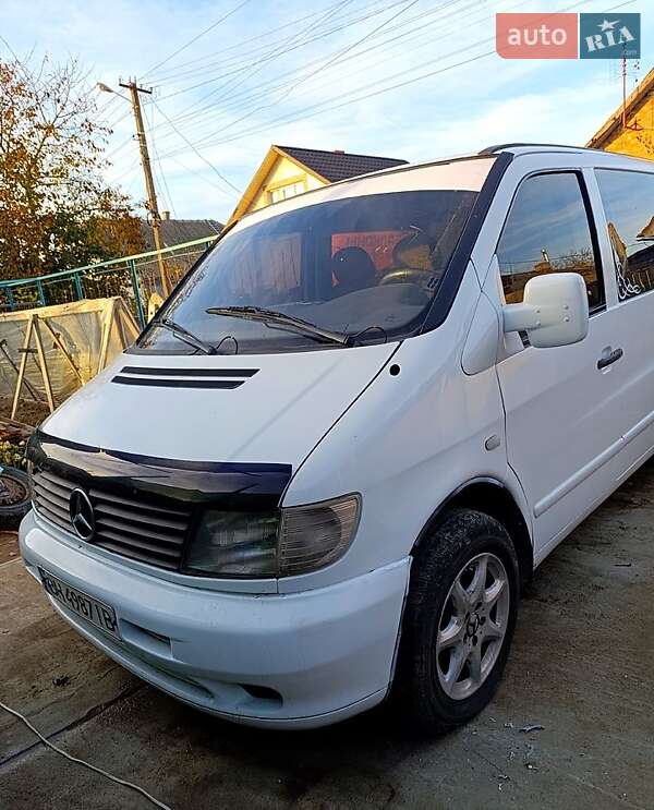 Вантажопасажирський фургон Mercedes-Benz Vito 1999 в Ізмаїлі