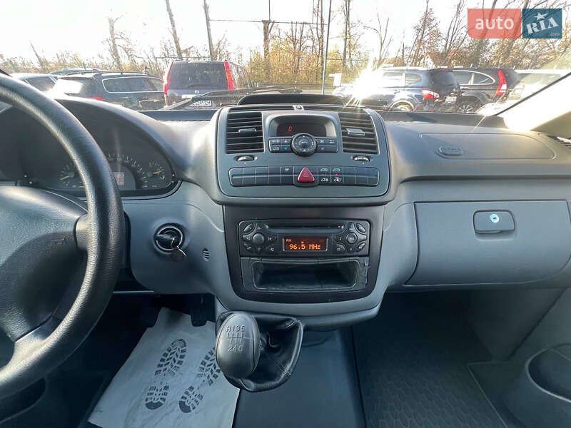 Мінівен Mercedes-Benz Vito 2004 в Івано-Франківську фото 19 Мінівен Mercedes-Benz Vito 2004 в Івано-Франківську