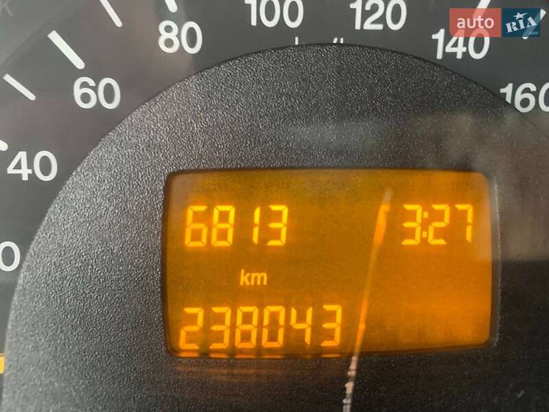Минивэн Mercedes-Benz Vito 2004 в Кропивницком фото 12 Минивэн Mercedes-Benz Vito 2004 в Кропивницком