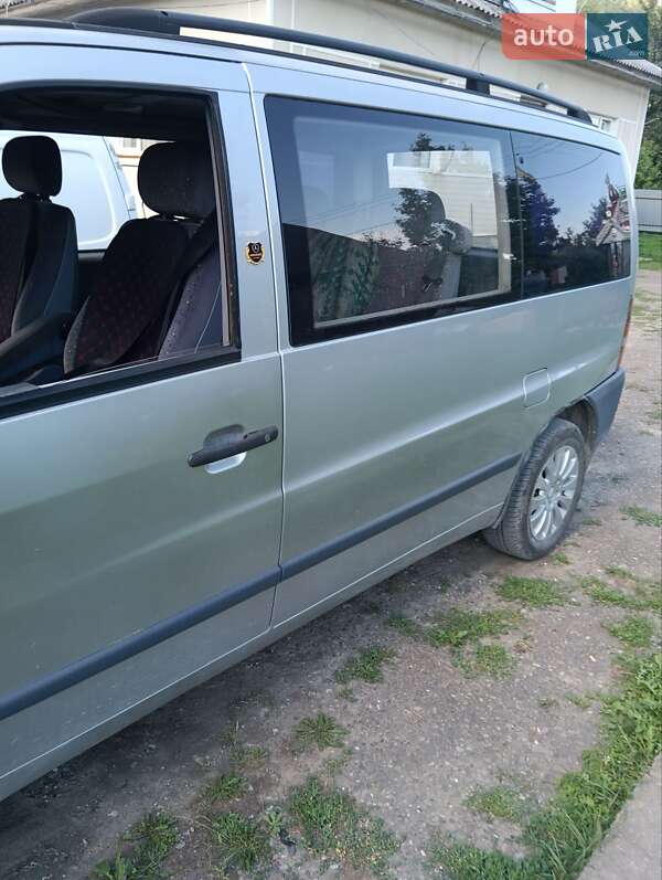 Минивэн Mercedes-Benz Vito 2002 в Вижнице