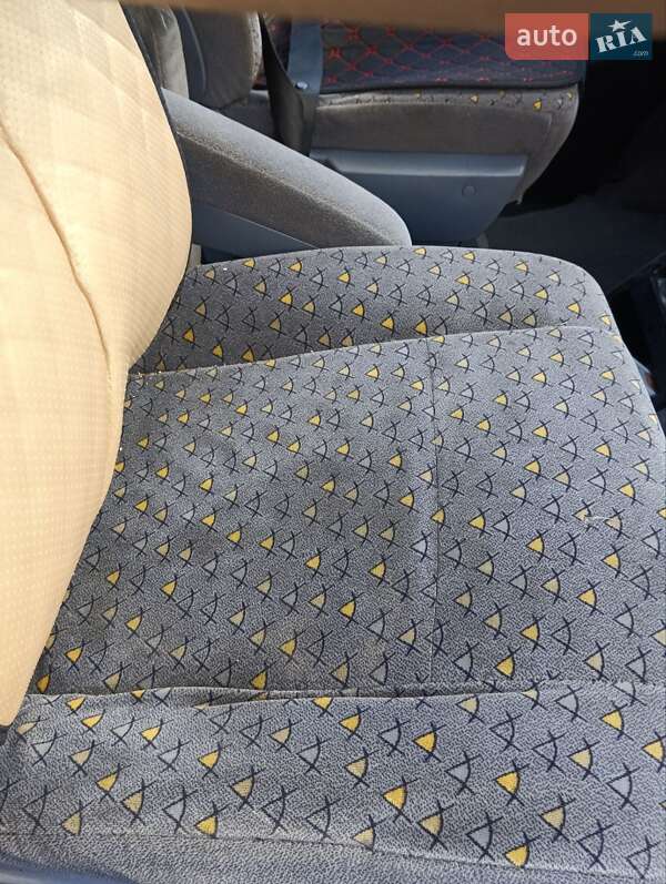 Минивэн Mercedes-Benz Vito 2002 в Вижнице