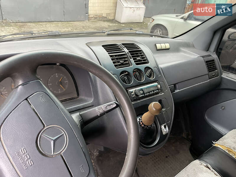 Грузовой фургон Mercedes-Benz Vito 1997 в Виннице