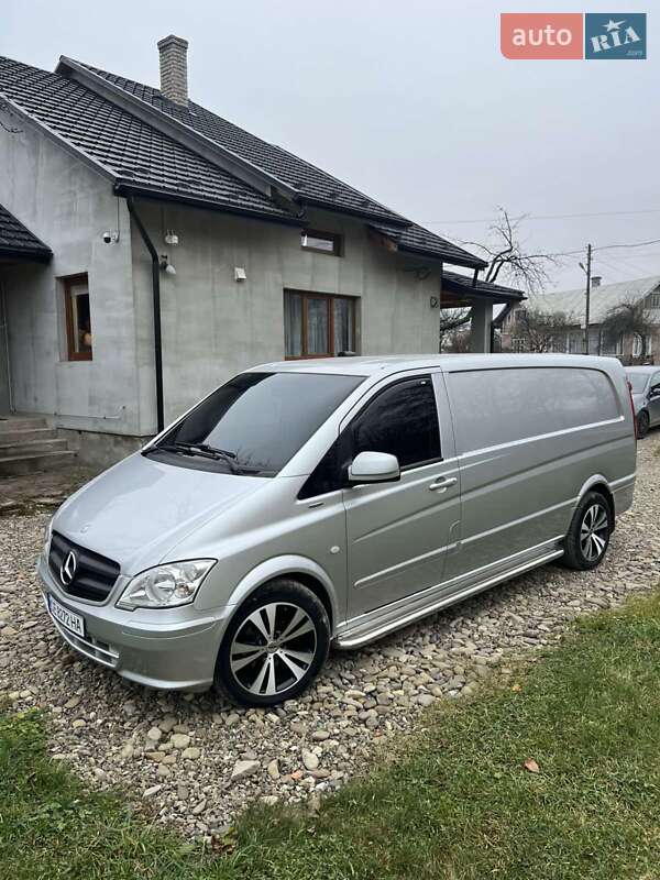 Грузовой фургон Mercedes-Benz Vito 2012 в Ивано-Франковске