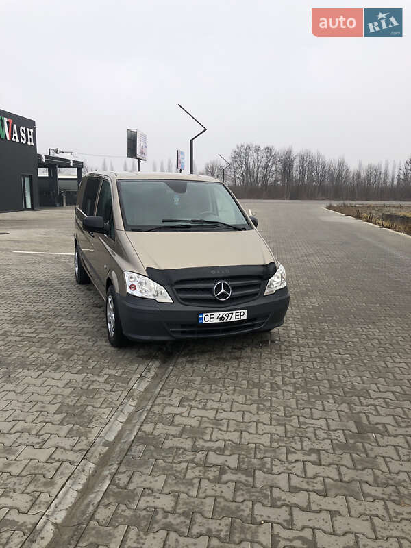 Грузовой фургон Mercedes-Benz Vito 2010 в Черновцах