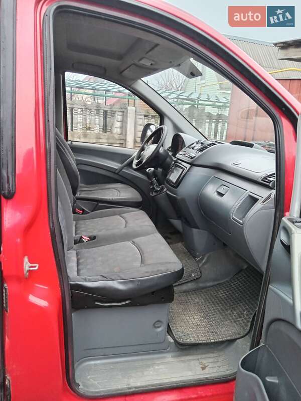 Грузопассажирский фургон Mercedes-Benz Vito 2004 в Белой Церкви