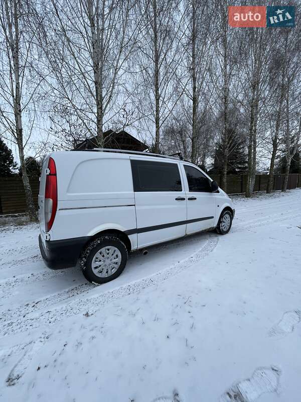 Грузопассажирский фургон Mercedes-Benz Vito 2007 в Броварах