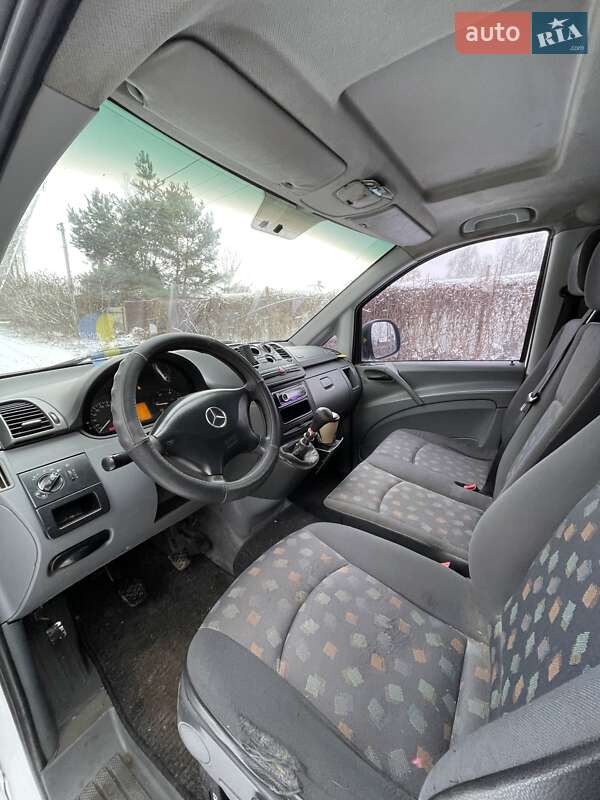 Грузопассажирский фургон Mercedes-Benz Vito 2007 в Броварах