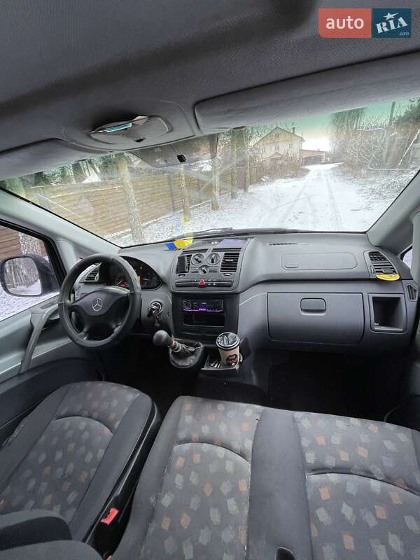 Грузопассажирский фургон Mercedes-Benz Vito 2007 в Броварах