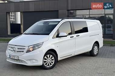 Минивэн Mercedes-Benz Vito 2015 в Мукачево