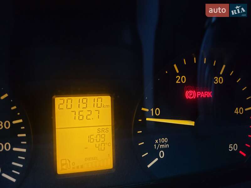 Минивэн Mercedes-Benz Vito 2011 в Хмельницком