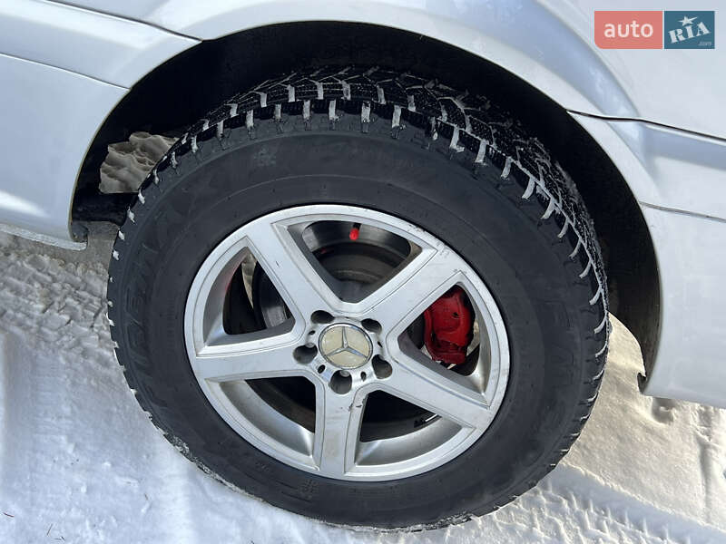 Минивэн Mercedes-Benz Vito 2007 в Кицмани