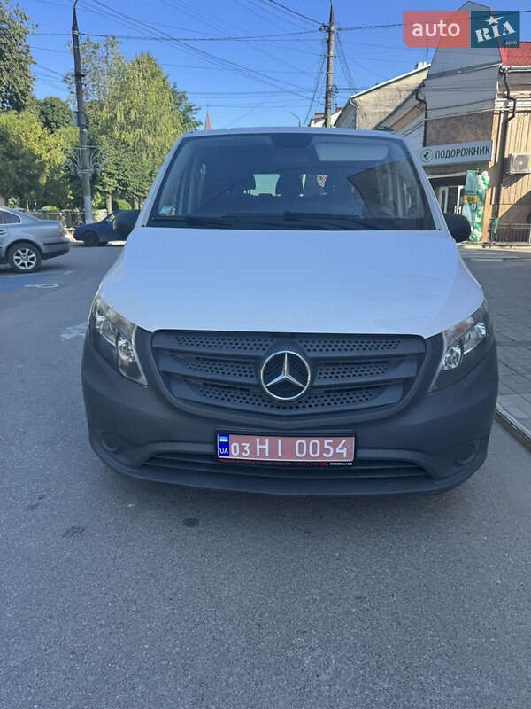 Минивэн Mercedes-Benz Vito 2016 в Сторожинце