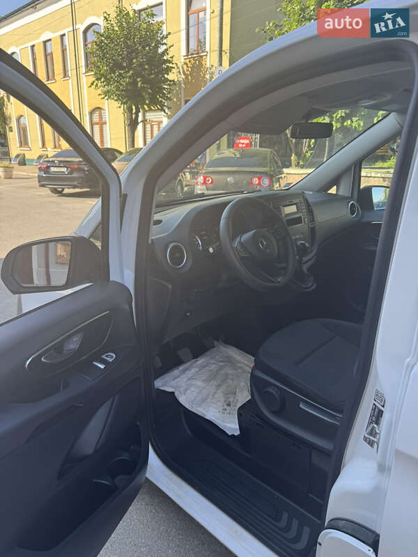 Минивэн Mercedes-Benz Vito 2016 в Сторожинце