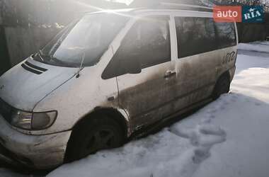 Мінівен Mercedes-Benz Vito 2002 в Ромнах