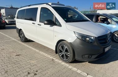 Мінівен Mercedes-Benz Vito 2017 в Чернівцях