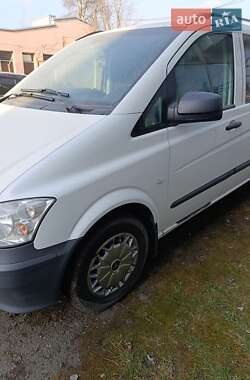 Вантажопасажирський фургон Mercedes-Benz Vito 2014 в Львові