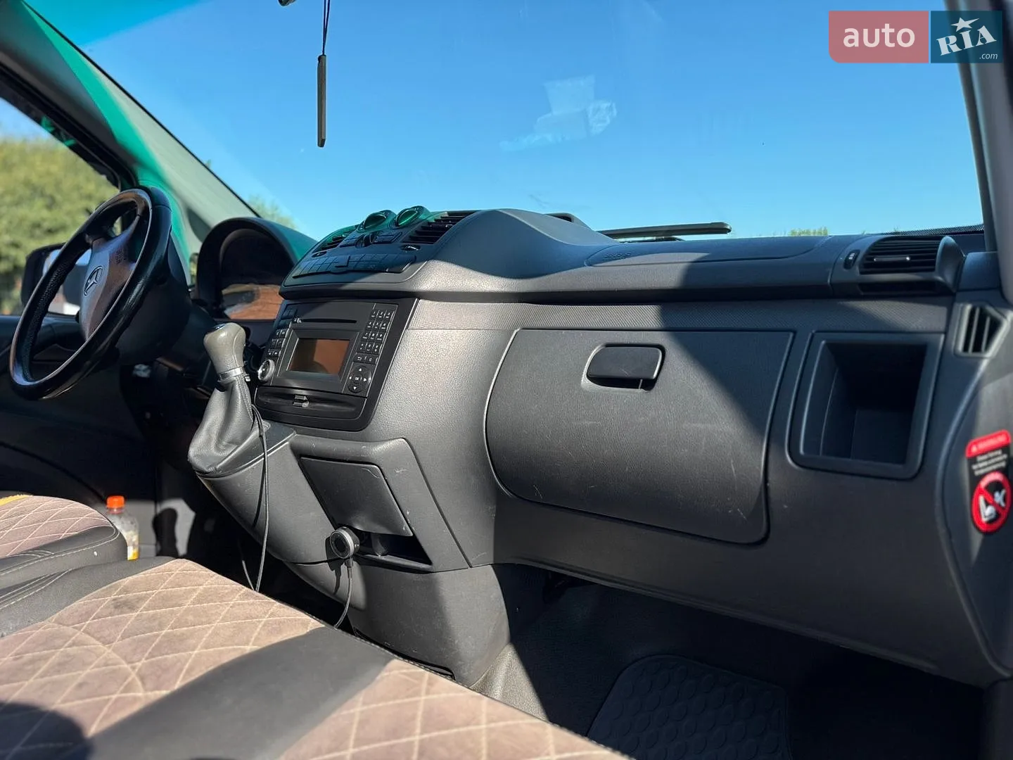2012 Mercedes-Benz Vito - мініатюра 17