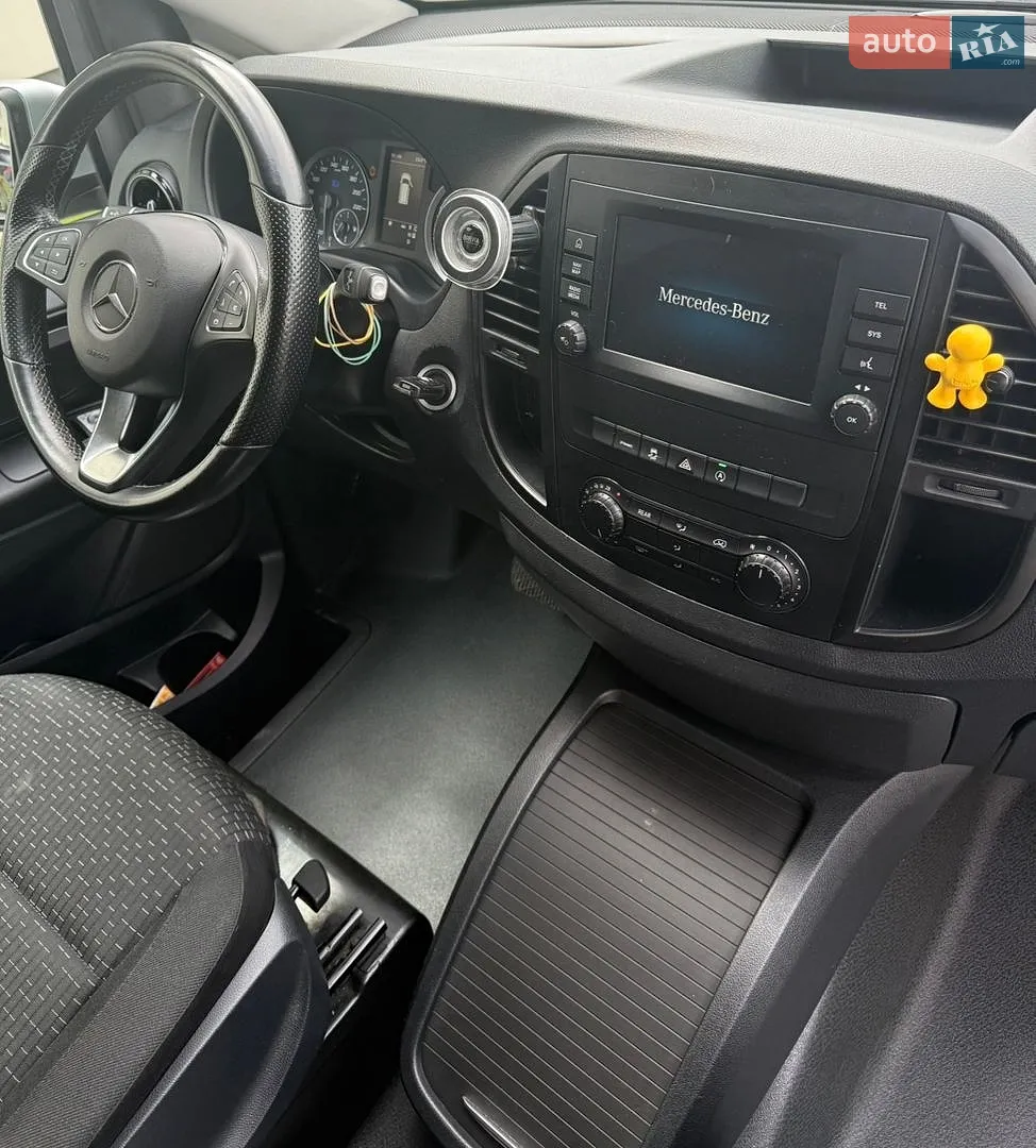 2021 Mercedes-Benz Vito - мініатюра 10