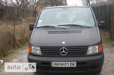 Вантажопасажирський фургон Mercedes-Benz Vito 1996 в Житомирі
