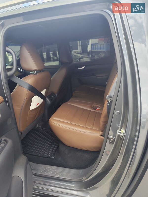 Пикап Mercedes-Benz X-Class 2018 в Долине фото 8 Пикап Mercedes-Benz X-Class 2018 в Долине