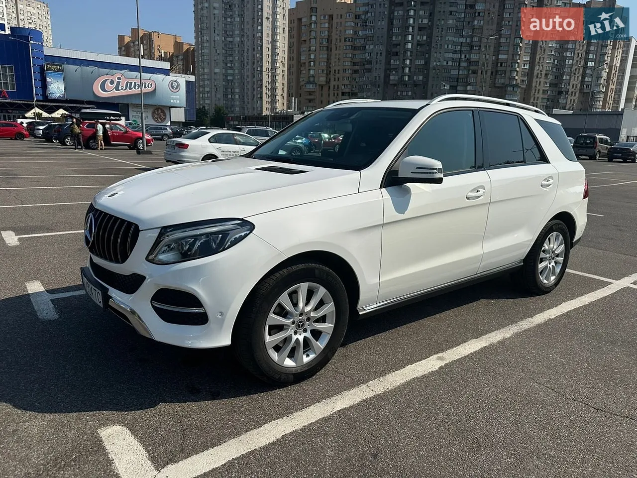 2017 Mercedes-Benz GLE - мініатюра 36