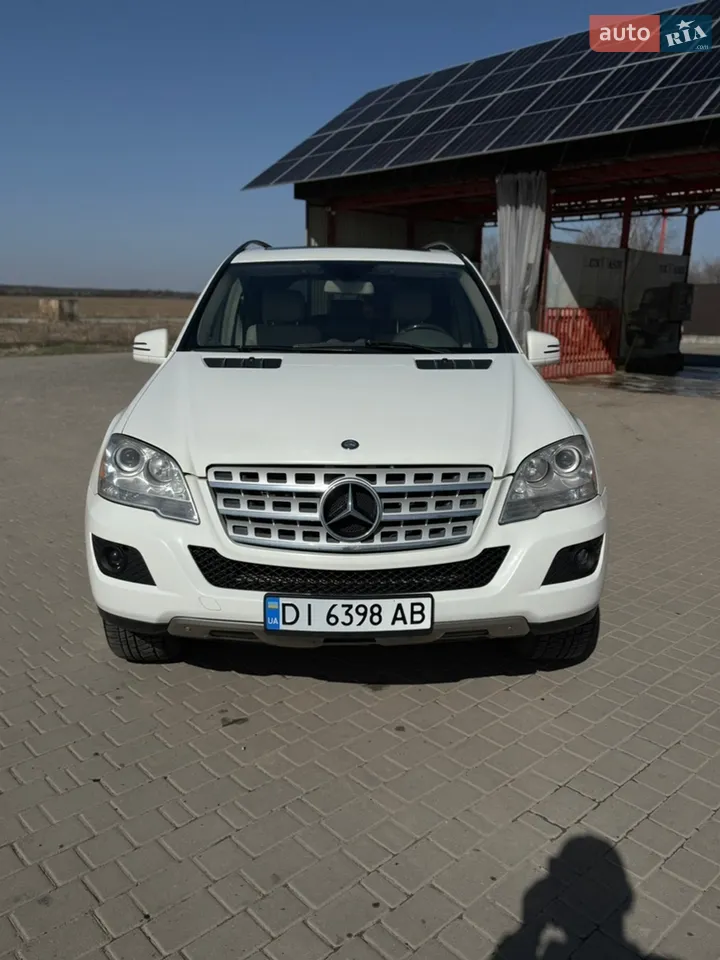 2011 Mercedes-Benz M-klasse - мініатюра 31