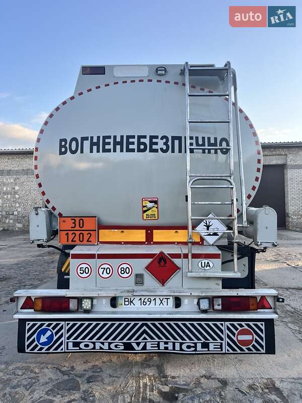 Цистерна напівпричіп Merceron М-343 SМ 2000 в Острозі