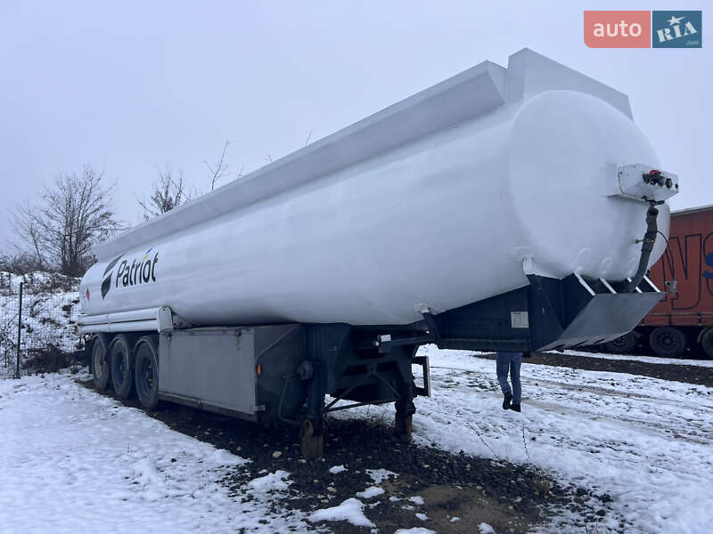 Цистерна полуприцеп Merceron М 343RDP0 1991 в 