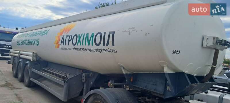 Цистерна полуприцеп Merceron М 343RDP0 1998 в Черкассах