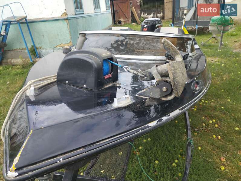 Катер Mercruiser Alpha 2010 в Кельменцах