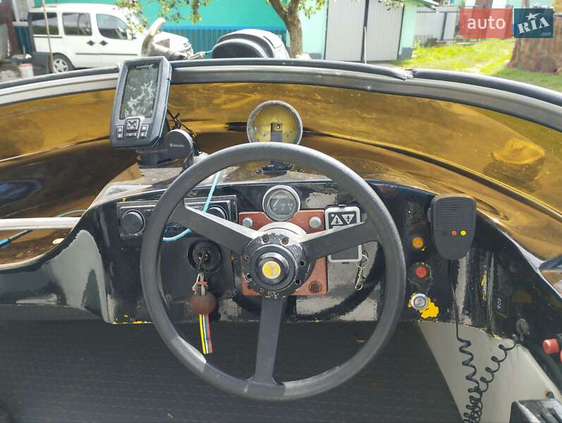Катер Mercruiser Alpha 2010 в Кельменцах