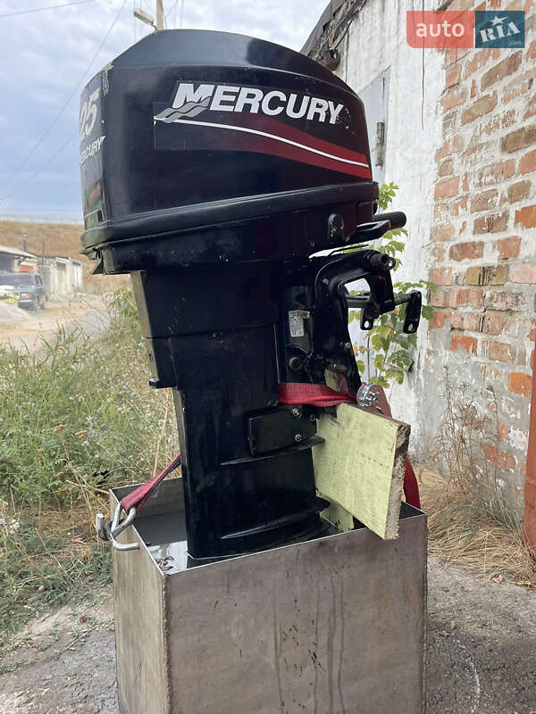 Mercury 25 2002