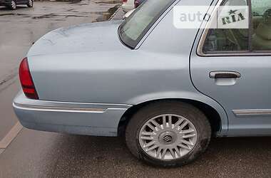 Седан Mercury Grand Marquis 2010 в Києві