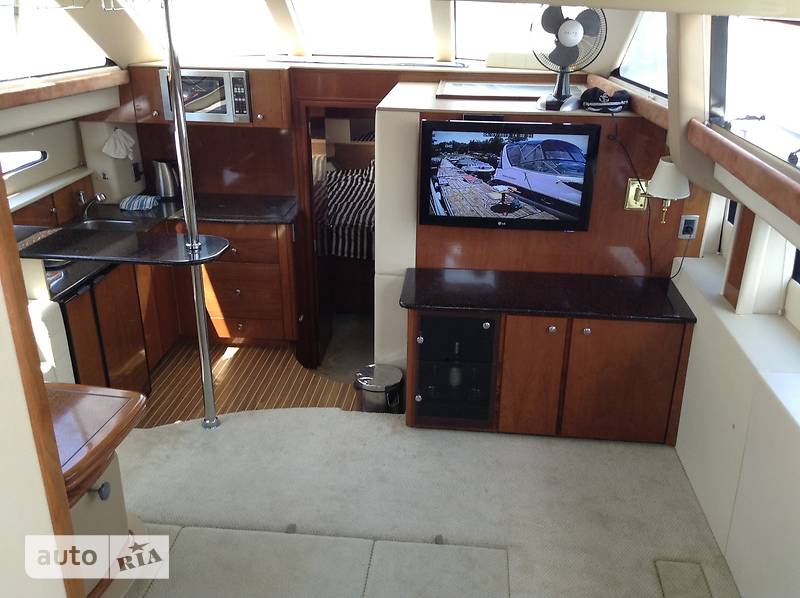 Моторная яхта Meridian 441 2007 в Киеве