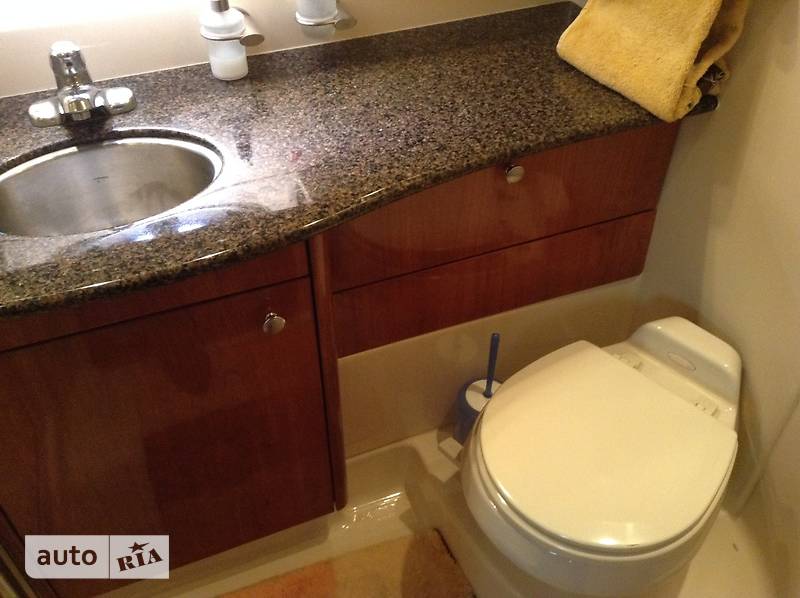 Моторная яхта Meridian 441 2007 в Киеве