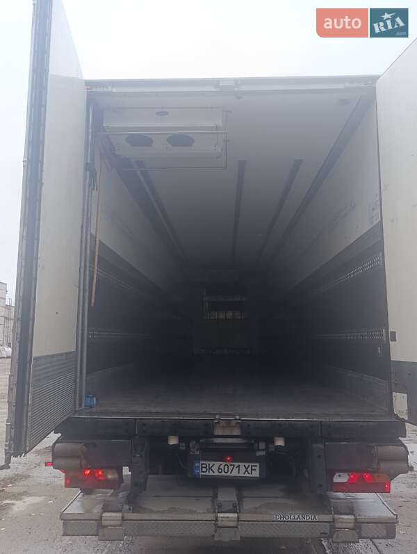 Рефрижератор полуприцеп Merker M 300 2013 в Одессе