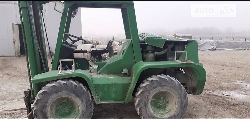 Підйомник Merlo P 75.9 CS 1990 в Чернівцях