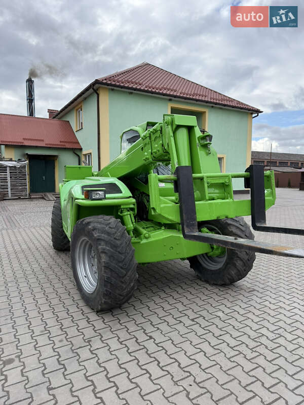 Фронтальні навантажувачі Merlo TF 38.7 2011 в Ізяславі