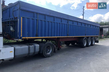 Зерновоз - полуприцеп Metaco SD 2002 в Умани