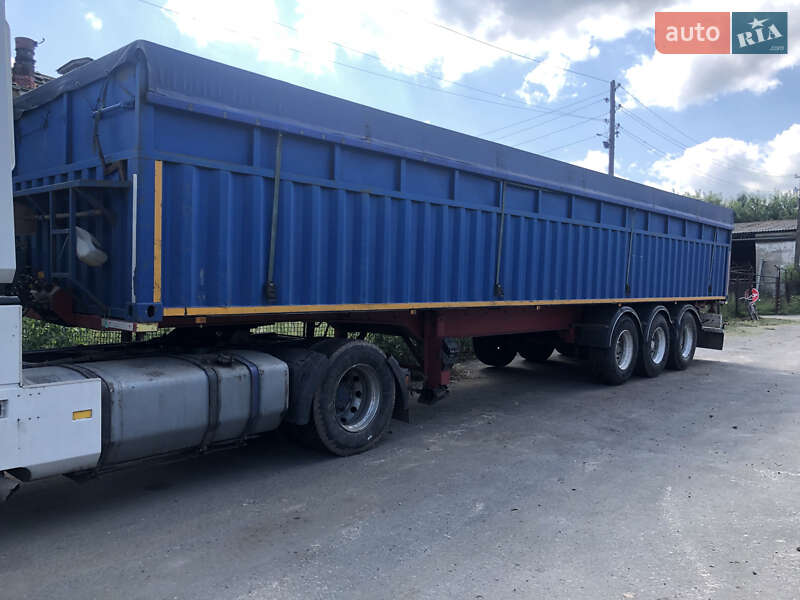Зерновоз - полуприцеп Metaco SD 2002 в Умани