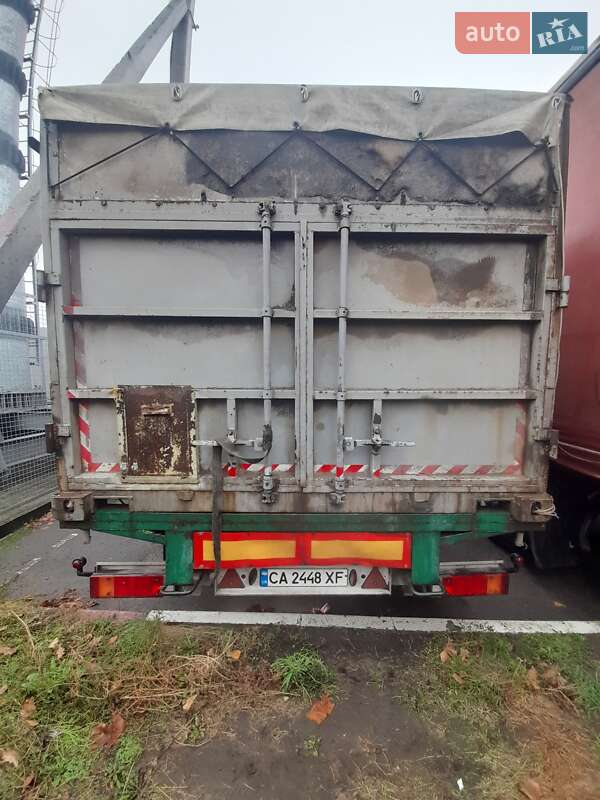 Зерновоз - полуприцеп Metaco SD 2001 в Черкассах