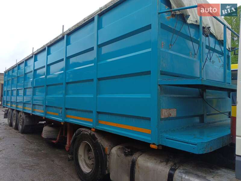 Контейнеровоз полуприцеп Meusburger MPS 2001 в Черновцах