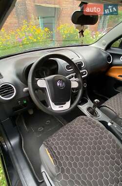 Хэтчбек MG 3 Cross 2013 в 