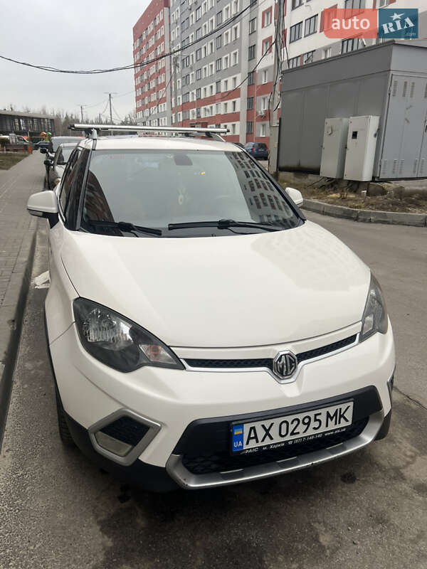 MG 3 Cross 2013