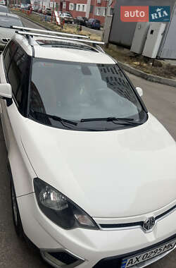 Хэтчбек MG 3 Cross 2013 в 